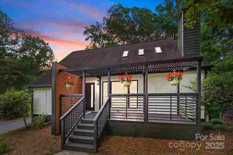 3 BR in Charlotte
