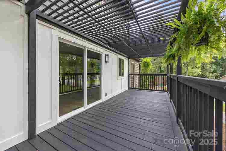 3 BR in Charlotte