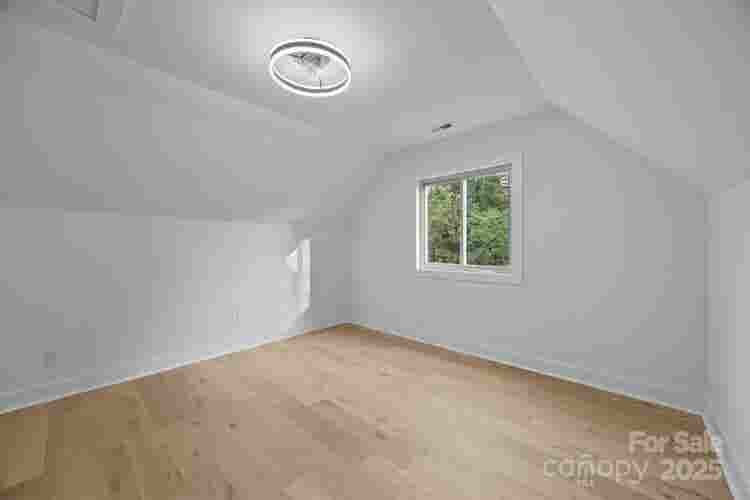 3 BR in Charlotte