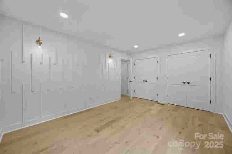 3 BR in Charlotte