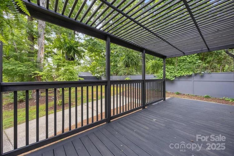 3 BR in Charlotte