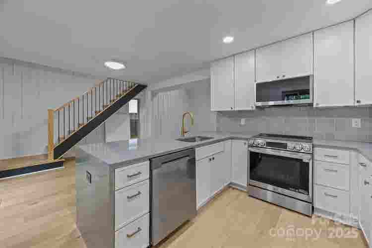 3 BR in Charlotte