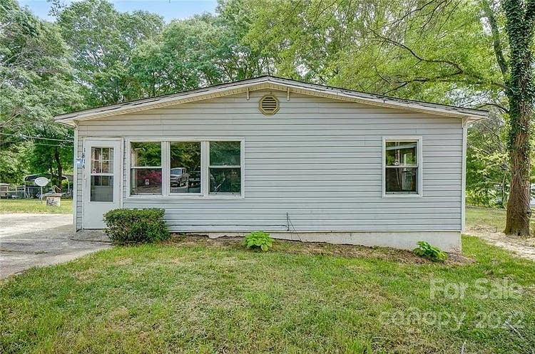 5 BR in Gastonia