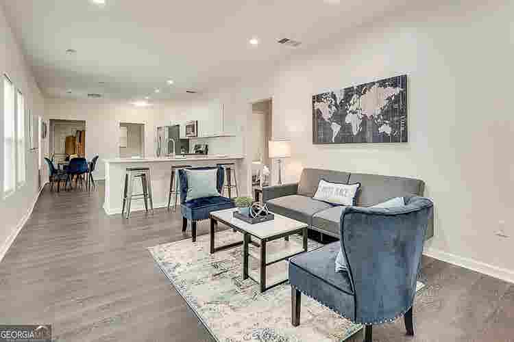 3 BR in Atlanta