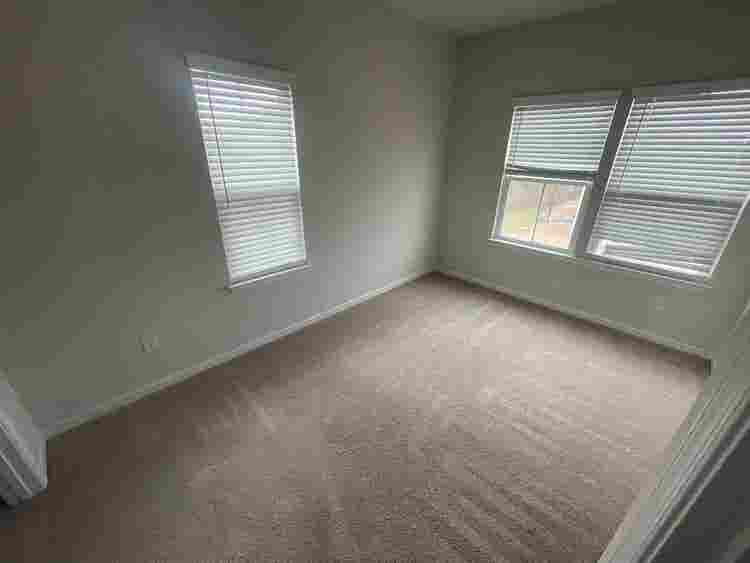 4 BR in Charlotte