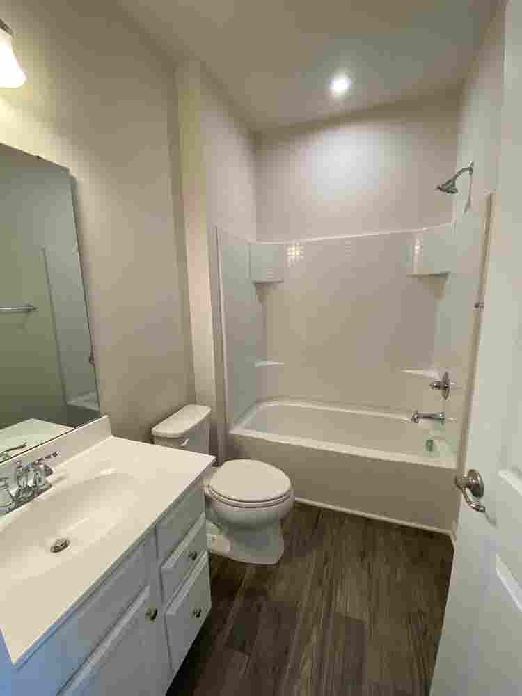 4 BR in Charlotte