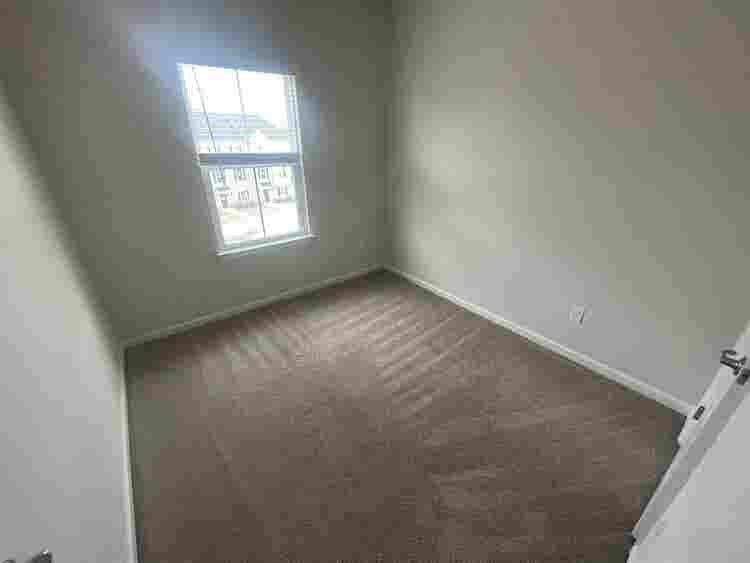 4 BR in Charlotte