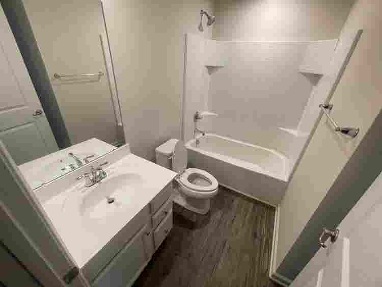 4 BR in Charlotte