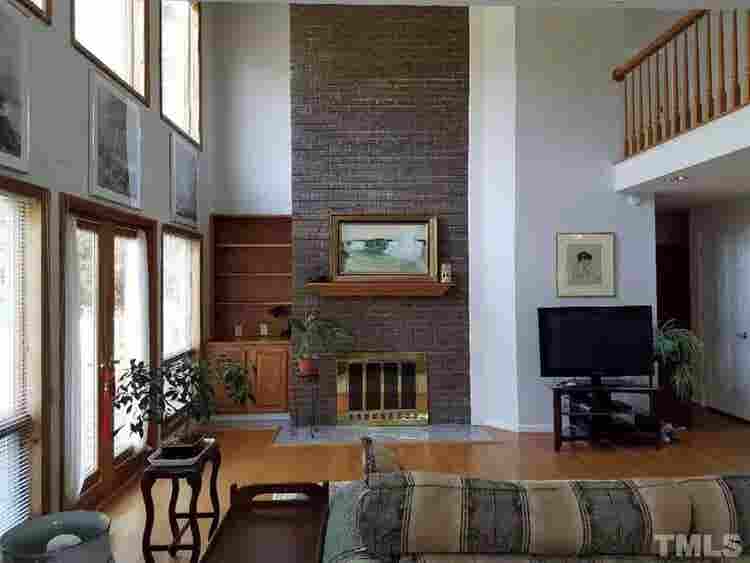 4 BR in Apex