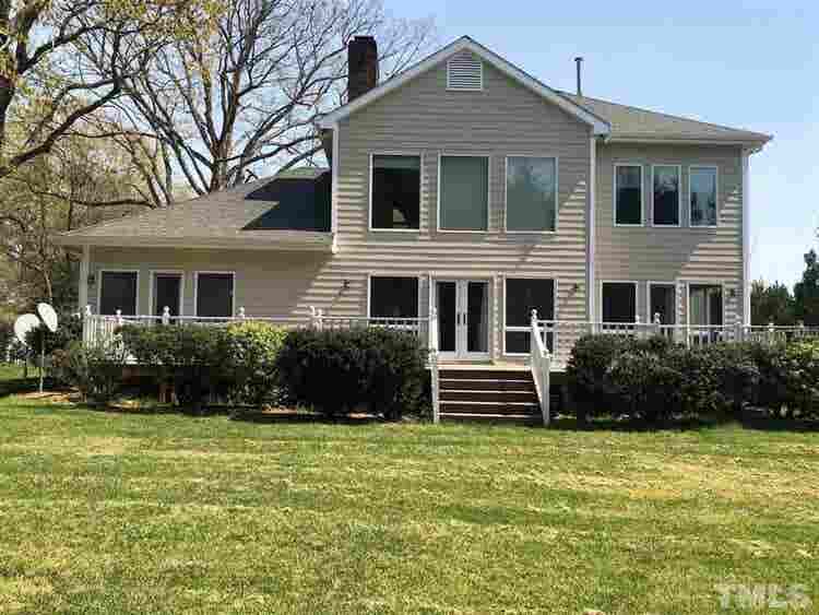 4 BR in Apex