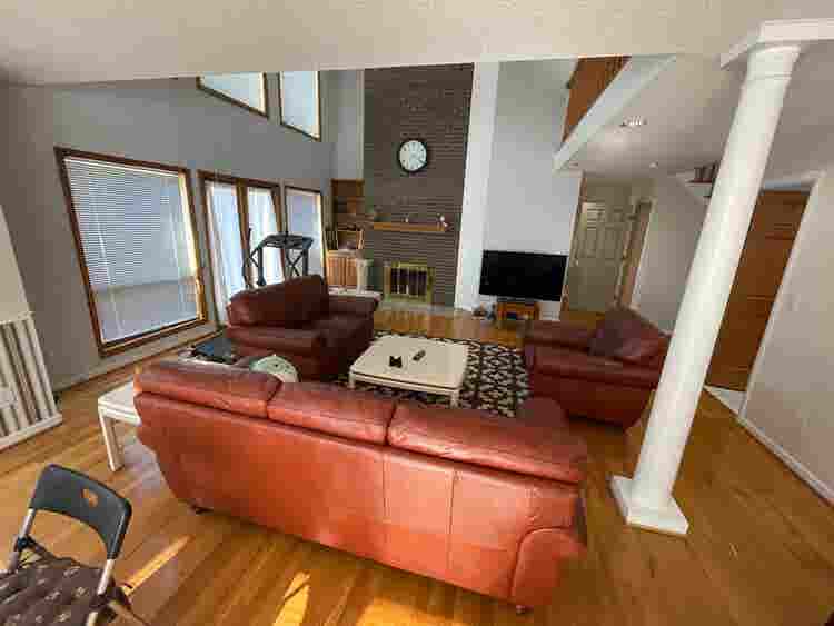 4 BR in Apex