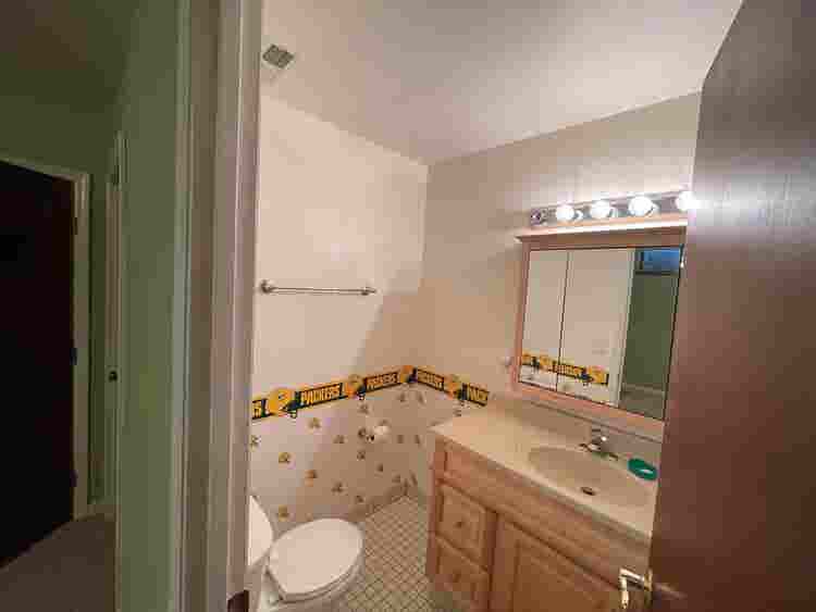 4 BR in Apex