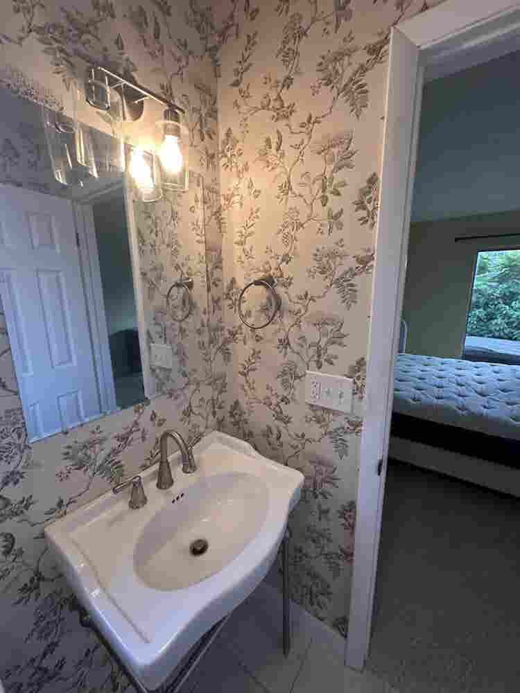 Master bedroom private bathroom spa