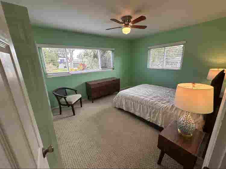 Nice bedroom for one