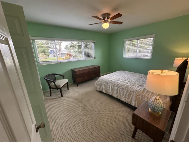 Nice bedroom for one