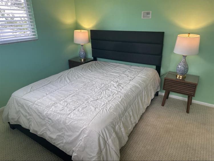 Nice bedroom for one