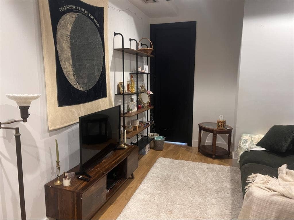 Bedroom available in Bushwick!