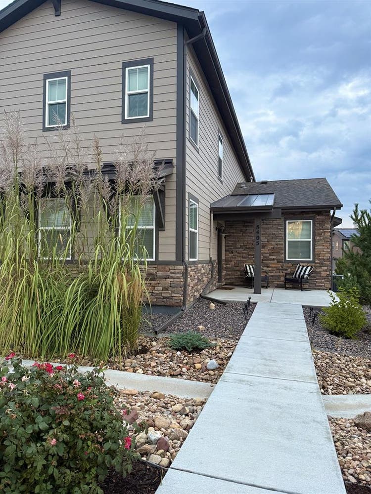 2 Rooms available in littleton!