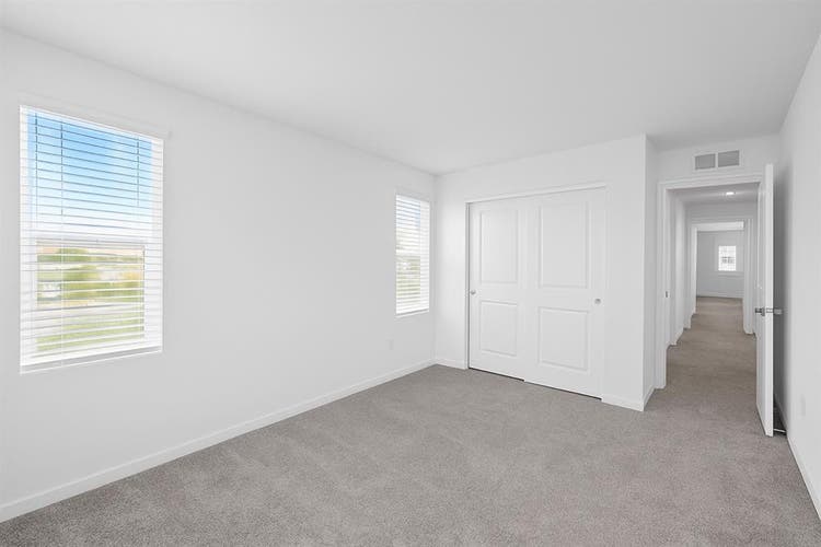 2 Rooms available in littleton!