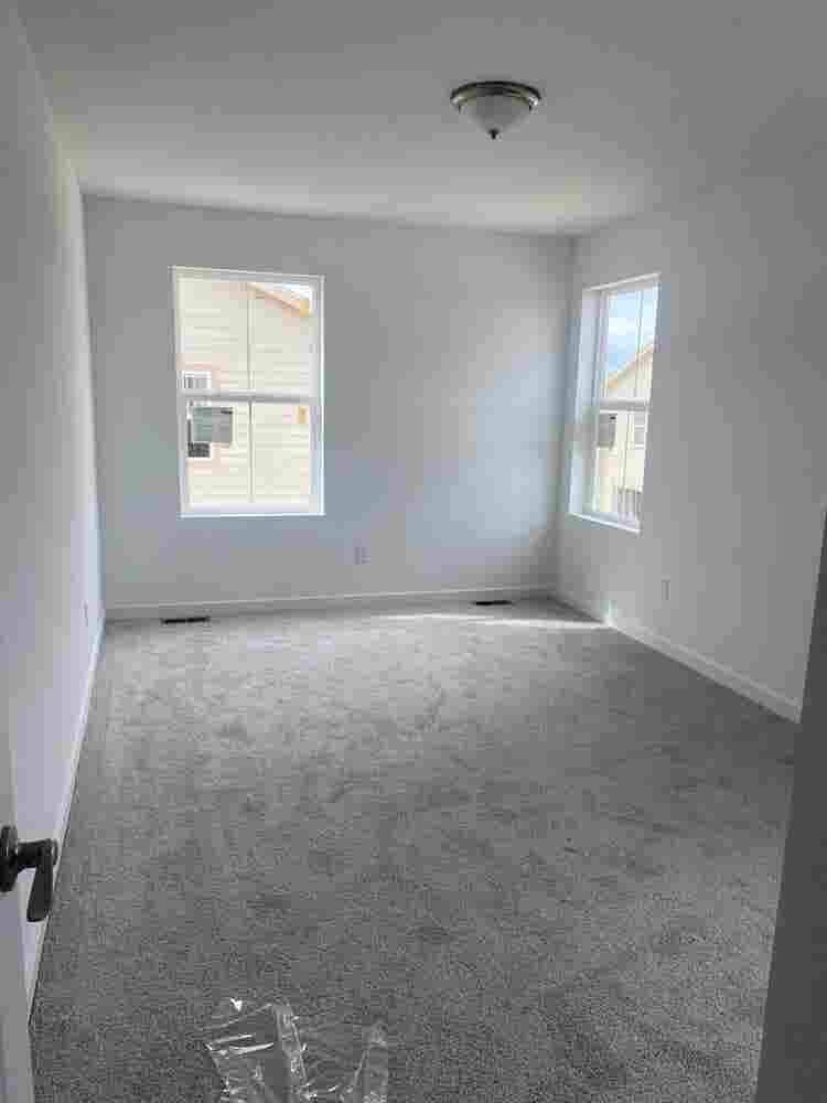 2 Rooms available in littleton!