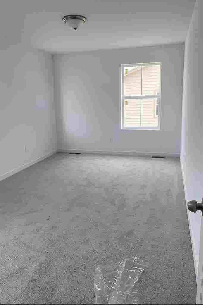 2 Rooms available in littleton!