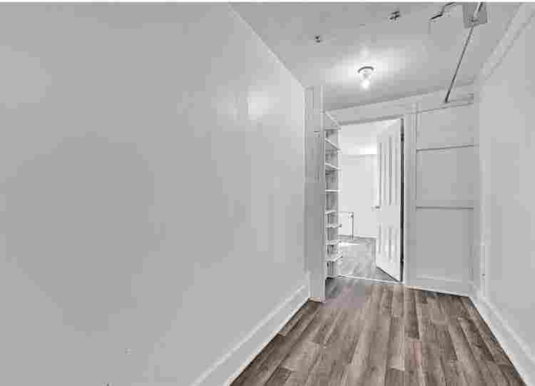 Studio & Large Room Available