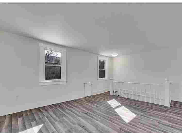 Studio & Large Room Available