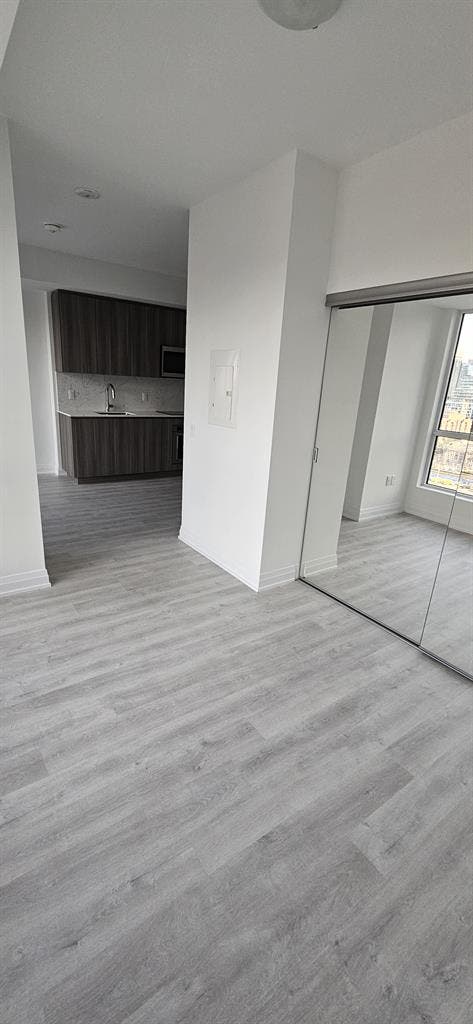 Brand New 1 bedroom Condo