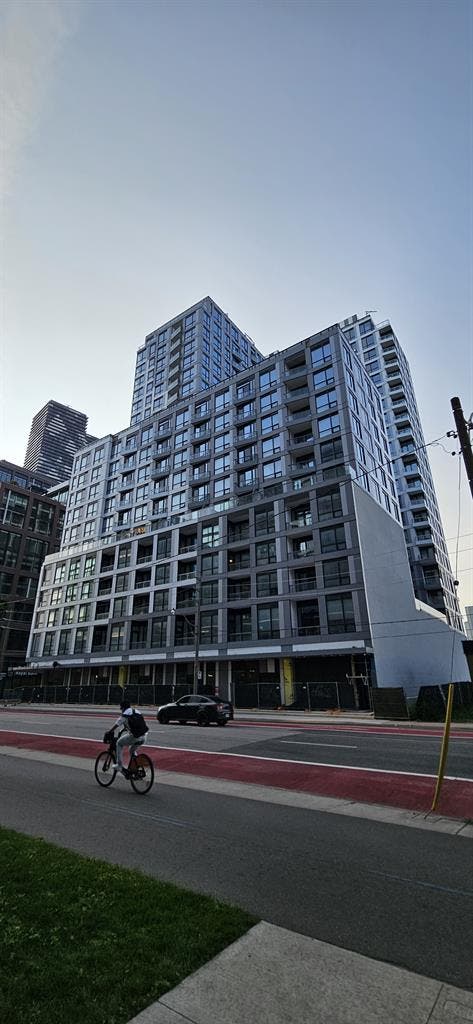 Brand New 1 bedroom Condo