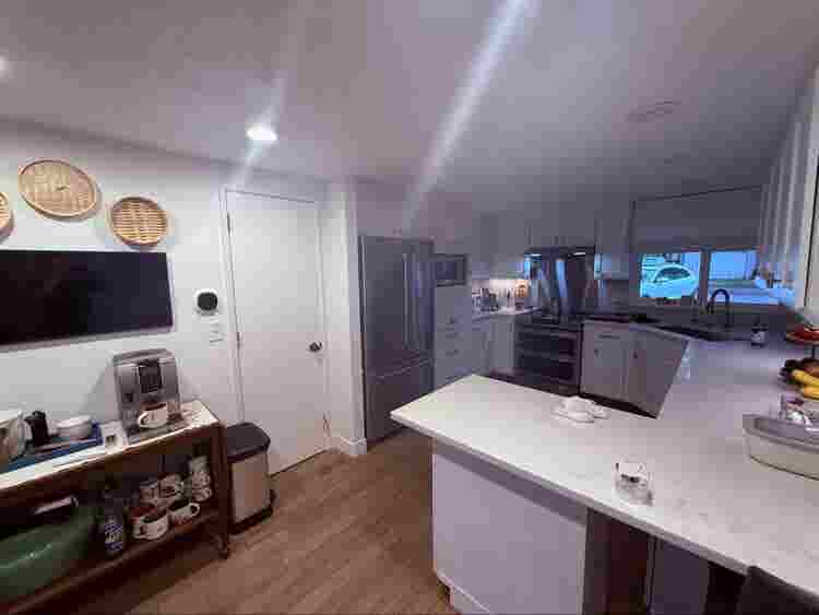 2 Roommates Needed!