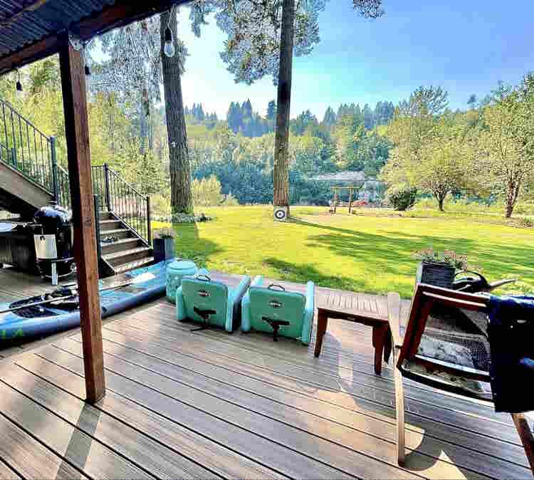 2 Roommates Needed!