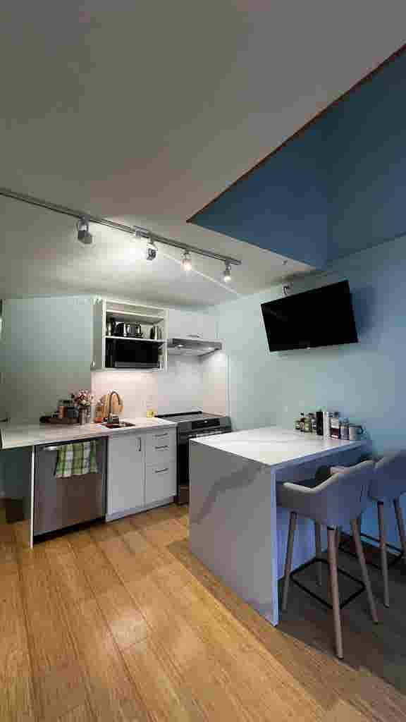 Creekside  bath Apartment
