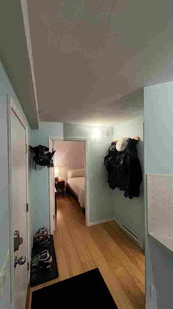 Creekside  bath Apartment