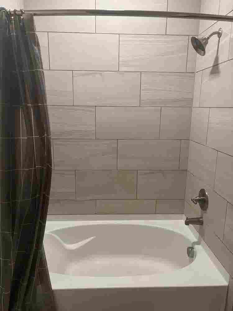 Private Room  in a 2BR apartment