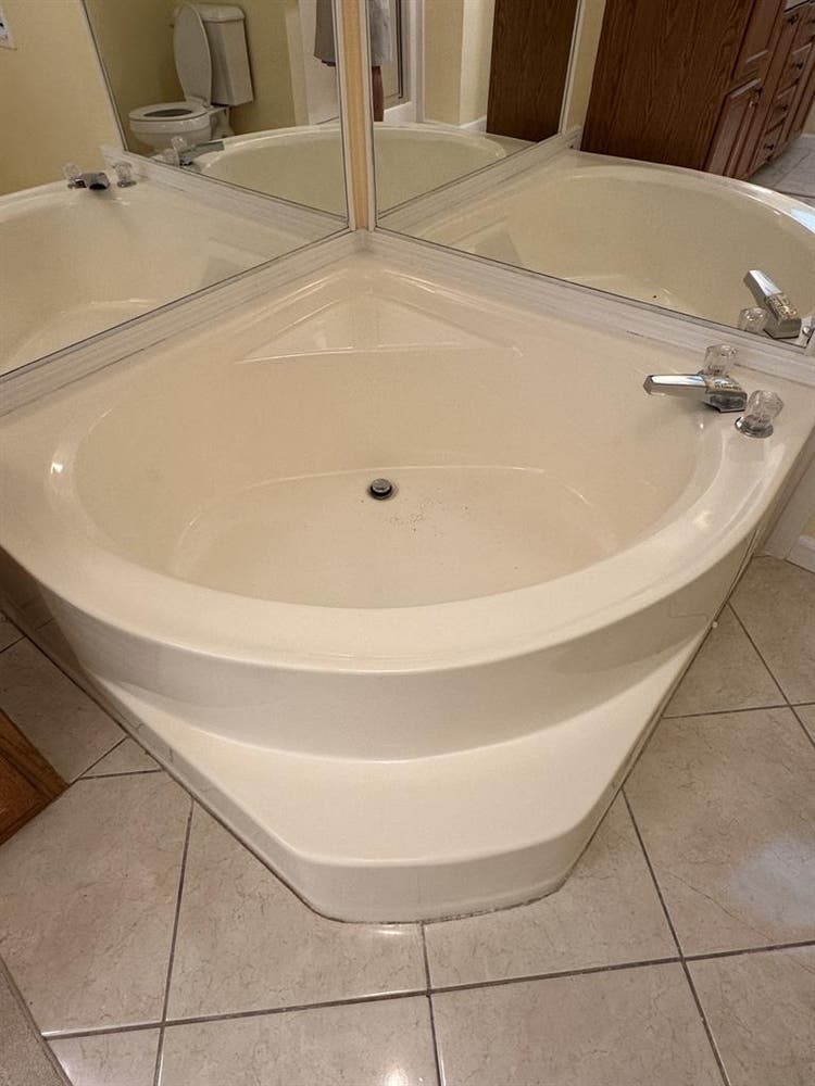 Private Room and Bathroom - Naples