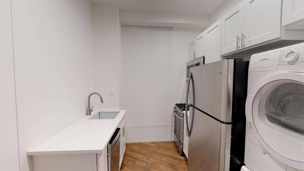 1 BR in New York