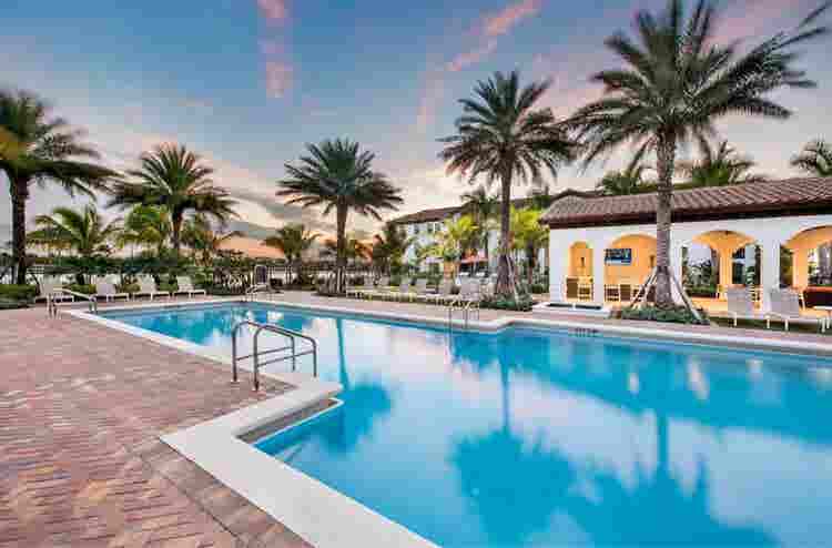 Luxury room with lots of amenities