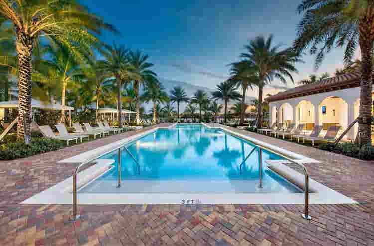 Luxury room with lots of amenities