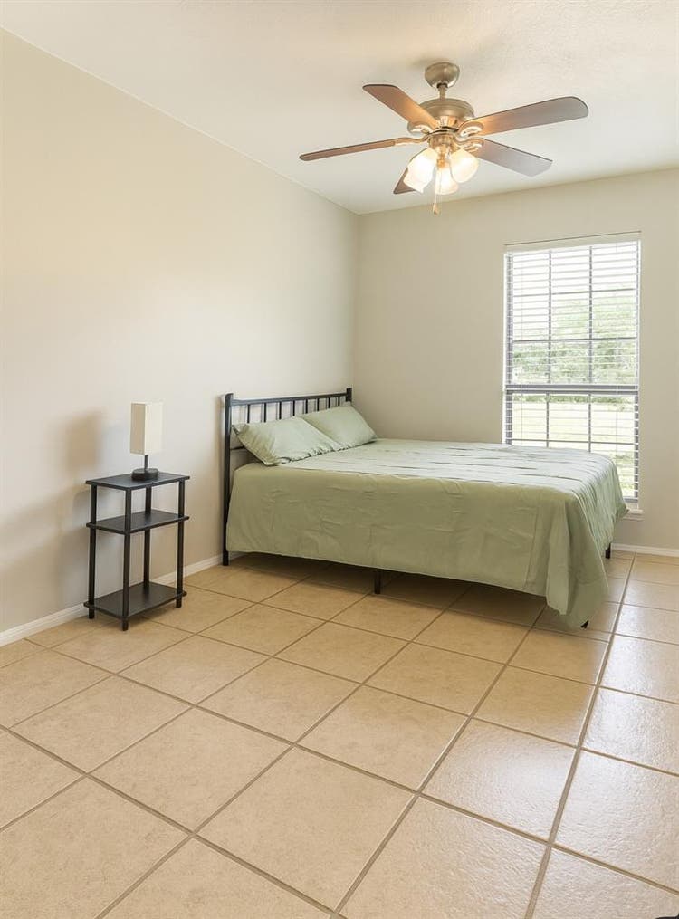 Furnished Rooms available