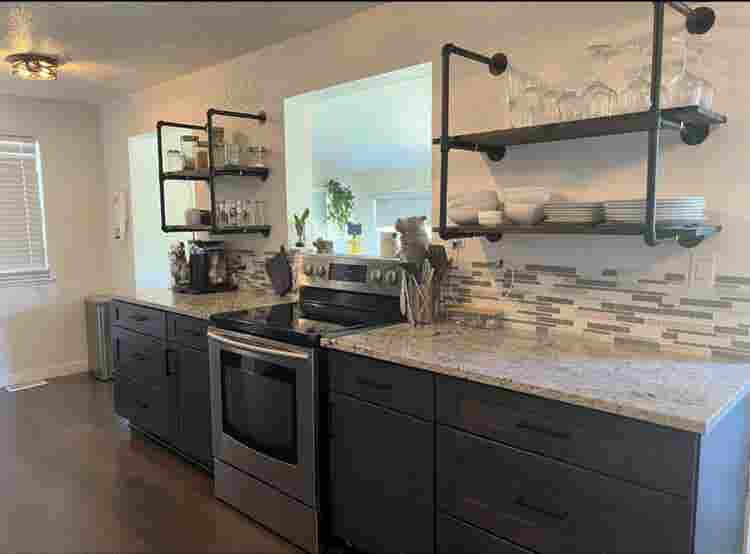 Seeking 1 Roommate Starting Novem