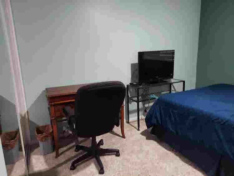 Room available in SCV