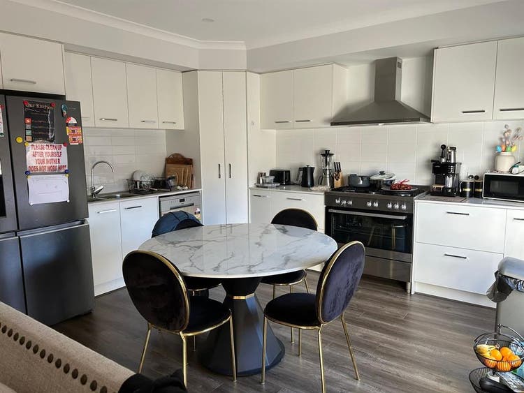 ROOM FOR RENT IN WYNDHAM VALE