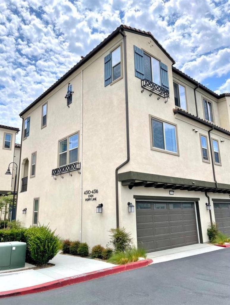 Room with own bathroom and shower