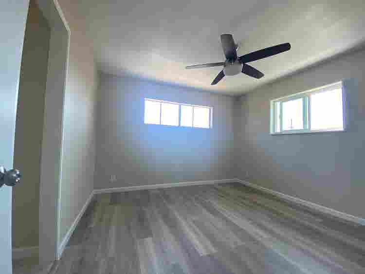 2Bd apartment on 2nd floor for rent