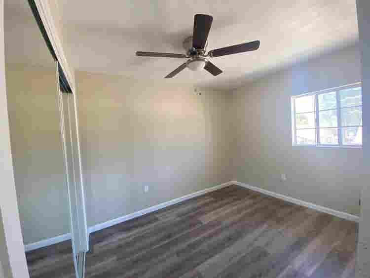 2Bd apartment on 2nd floor for rent