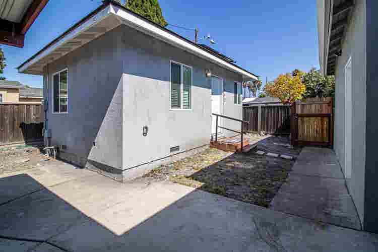 1 BR in SANTA CLARA