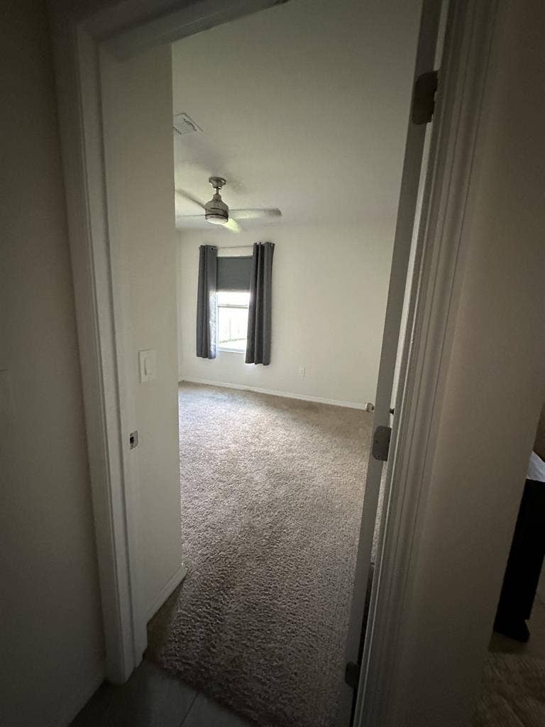 Private Room w Private 
Bathroom