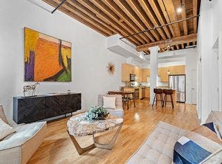 Chic 1-Bedroom Modern Comforts