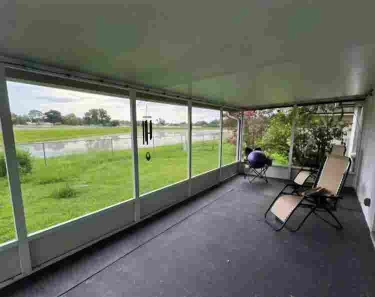 Peaceful room for rent