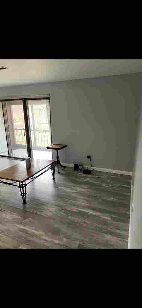 Need a roommate to move in